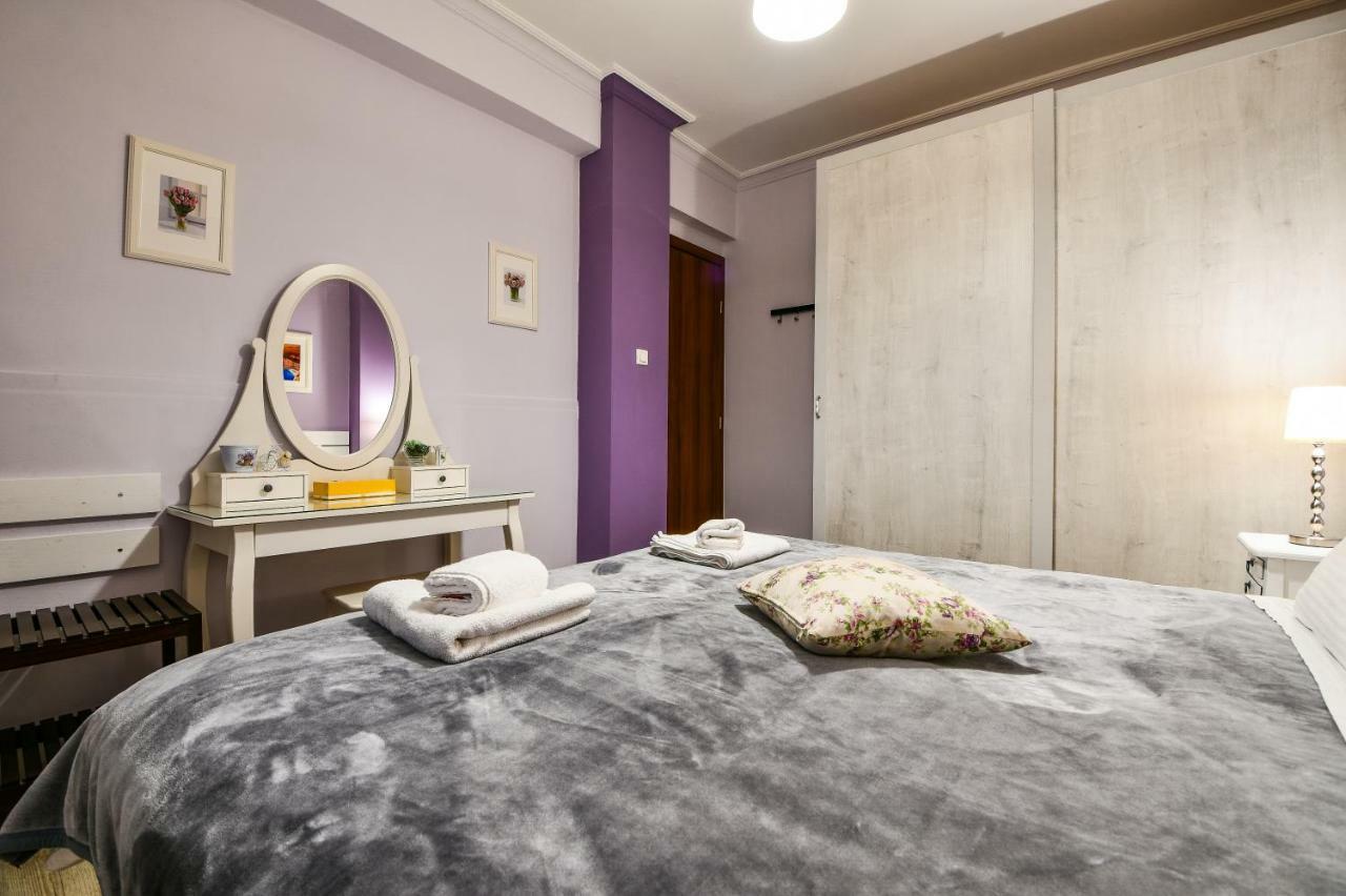 Star.parthenon Apartment